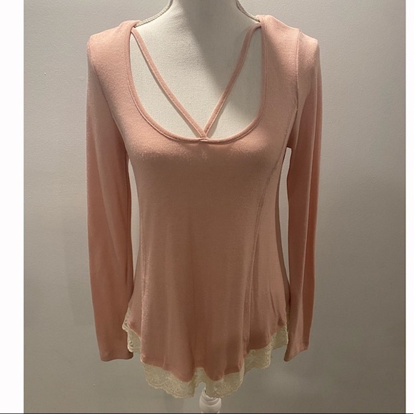 {Belle De Jour} pink knit top - Picture 1 of 3